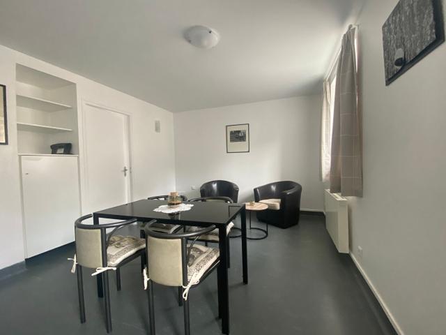 Location Appartement Rue des Rouairies, Dinan