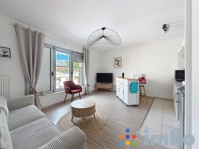 Location Appartement Rue des Stations, Lille