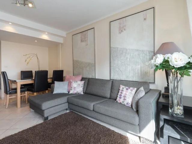 Location Appartement Rue des Suisses, Cannes