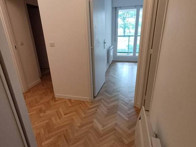 Location Appartement Rue des Suisses, Garches