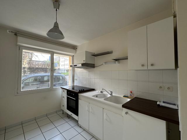 Location Appartement Rue des Sablières, Bordeaux