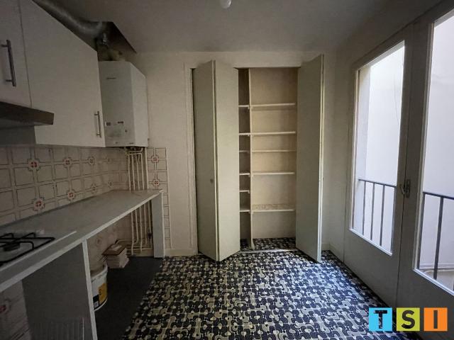 Location Appartement Rue des Sallières, Ausson