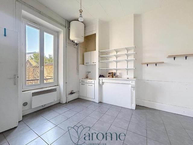 Location Appartement Rue des Tuileries, Lyon