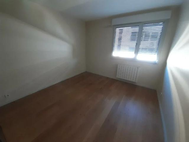 Location Appartement Rue des Tuiliers, Lyon