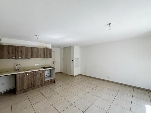 Location Appartement Rue des Tourelles, Manosque