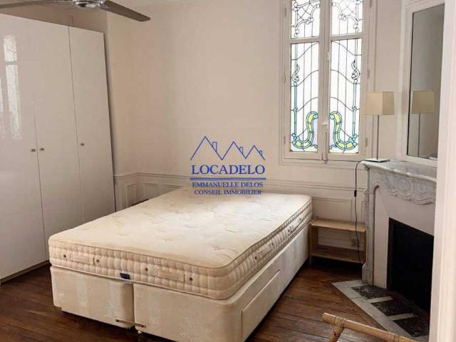 Location Appartement Rue des Tournelles, Paris