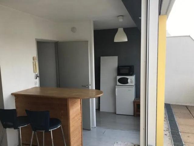 Location Appartement Rue des Treilles, Libourne
