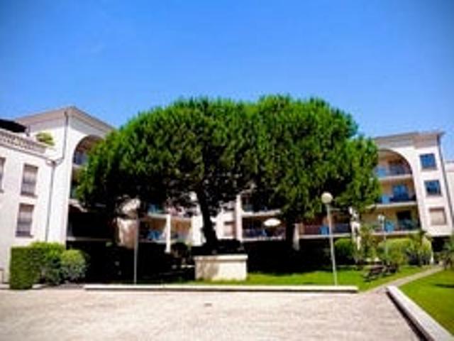 Location Appartement Rue des Treilles, Libourne