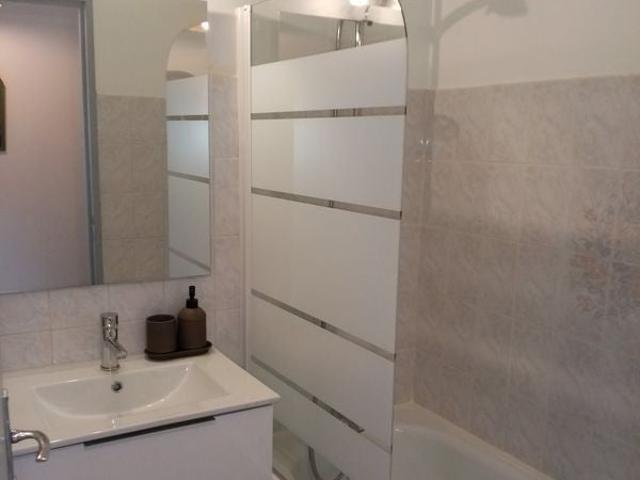 Location Appartement Rue des Treilles, Libourne
