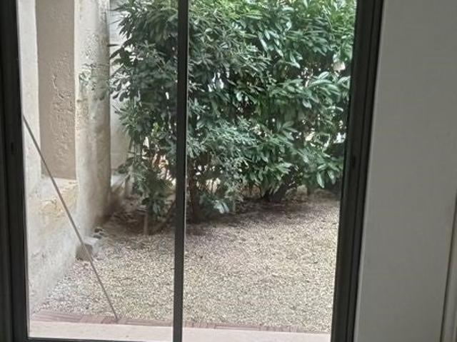Location Appartement Rue des Treilles, Libourne