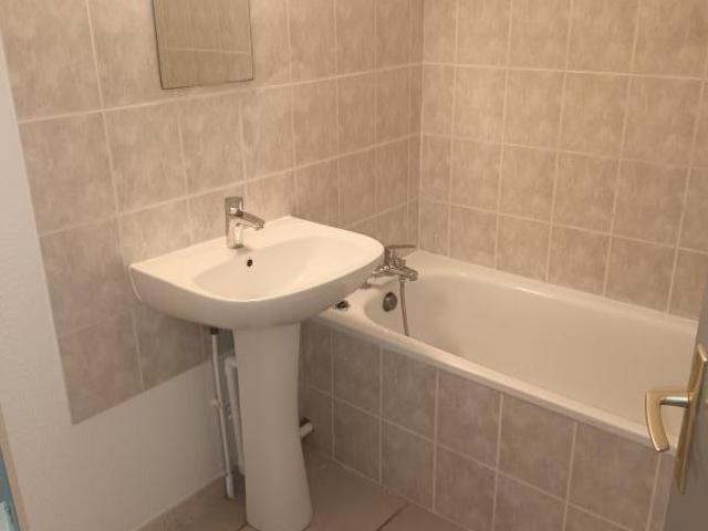 Location Appartement Rue des Treilles, Libourne