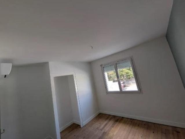 Location Appartement Rue des Treilles, Libourne