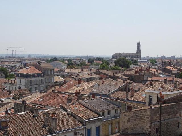 Location Appartement Rue des Treilles, Libourne