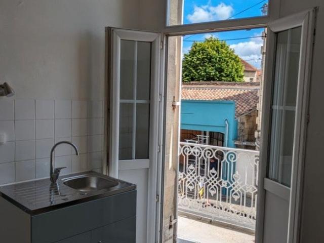 Location Appartement Rue des Treilles, Libourne