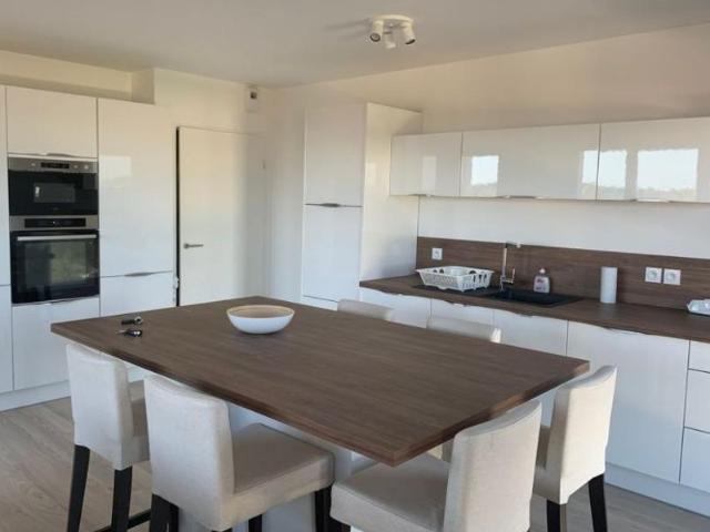 Location Appartement Rue des Treilles, Libourne