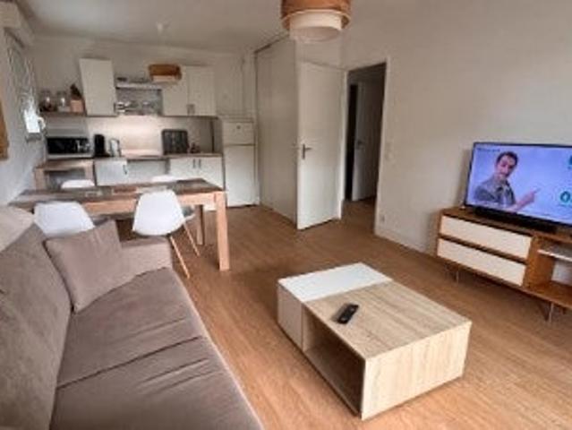 Location Appartement Rue des Treilles, Libourne