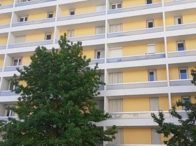 Location Appartement Rue des Treilles, Libourne