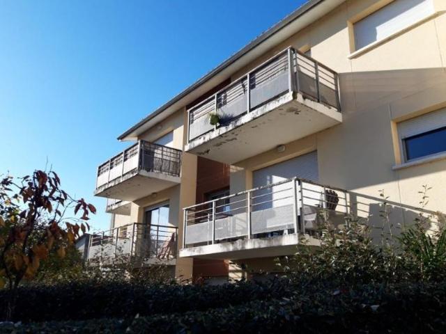 Location Appartement Rue des Treilles, Libourne