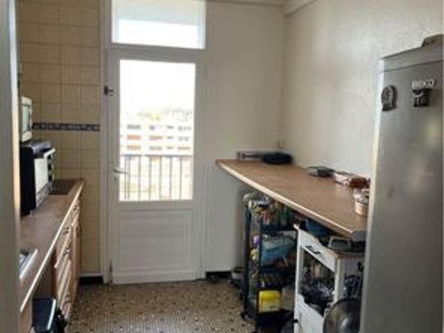 Location Appartement Rue des Treilles, Libourne