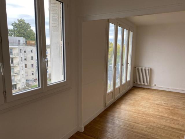 Location Appartement Rue des Trois Rois, Nantes