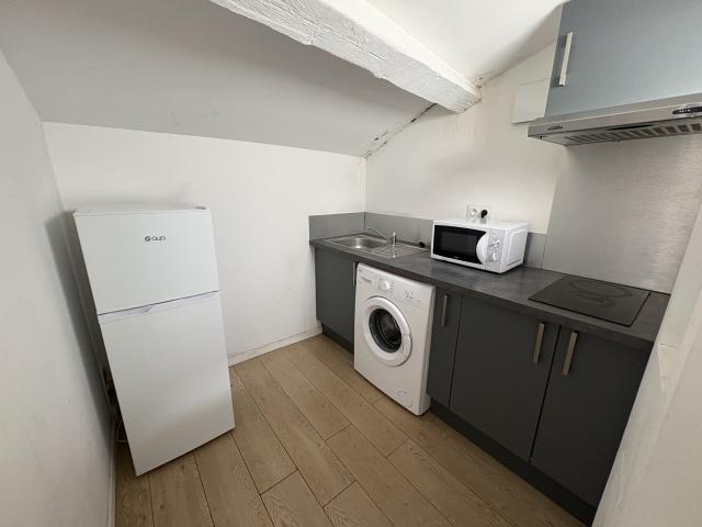 Location Appartement Rue des Usines, Perpignan