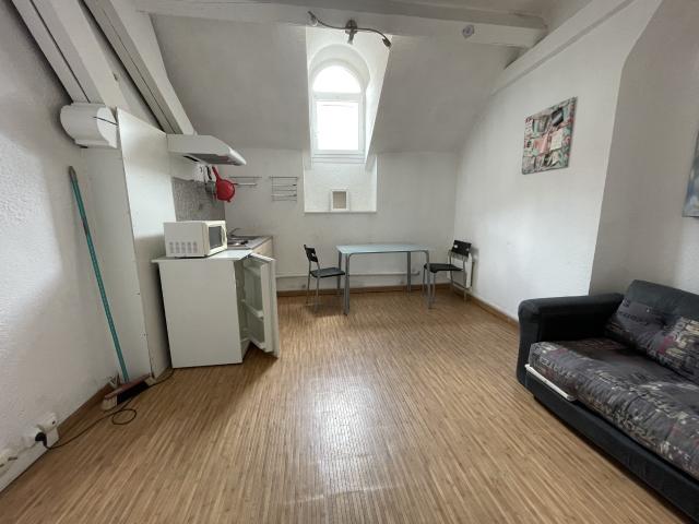 Location Appartement Rue des Usines, Perpignan