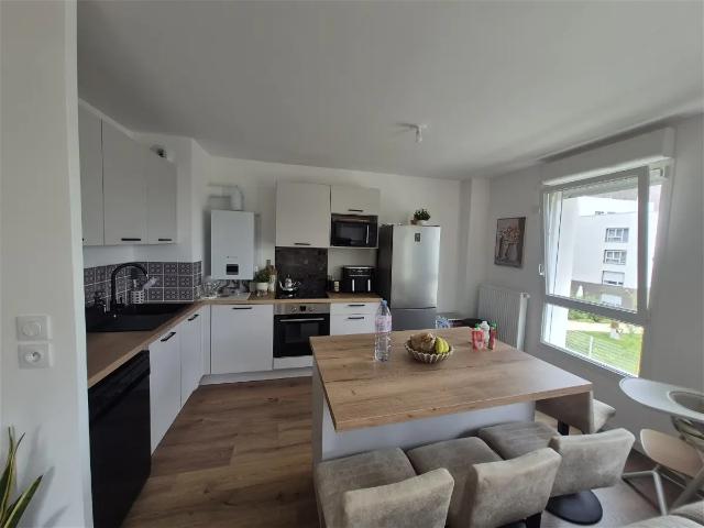 Location Appartement Rue Desruelles, Lille