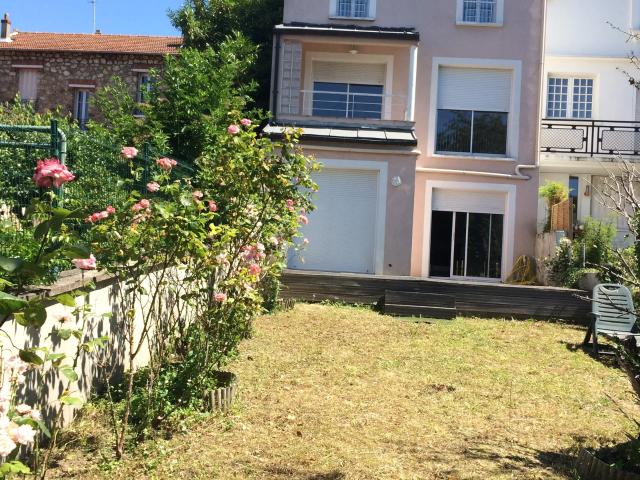Location Appartement Rue d'Estienne d'Orves, Clamart