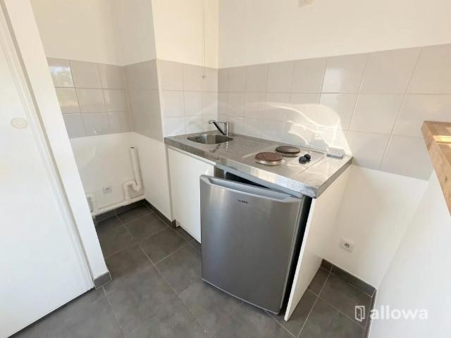 Location Appartement Rue d'Hozier, Marseille