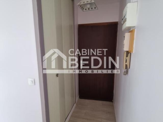 Location Appartement Rue des Carmes, Bordeaux
