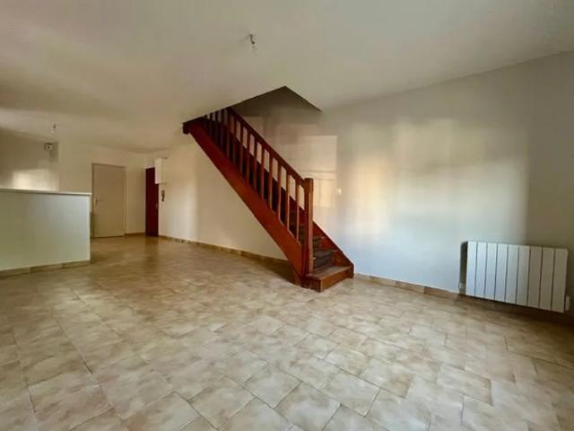 Location Appartement Rue Dieudonné Costes, Caussade