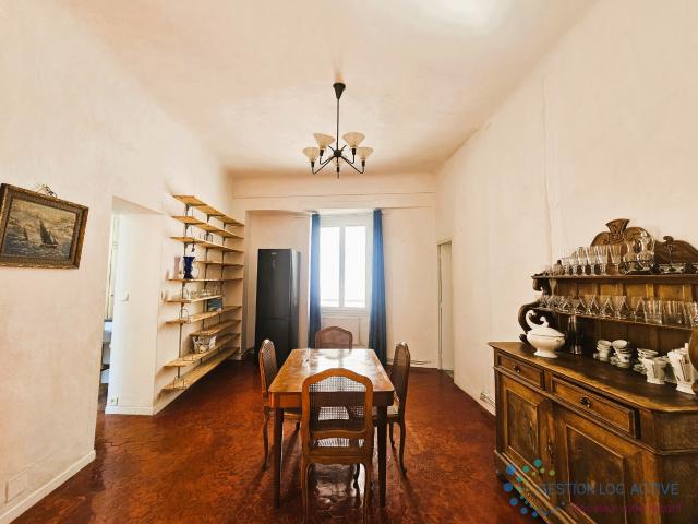 Location Appartement Rue d'Isoard, Marseille