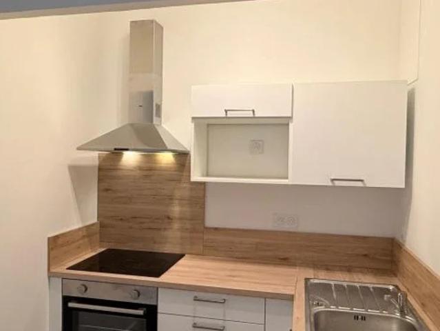 Location Appartement Rue Droite, Marcillac Vallon