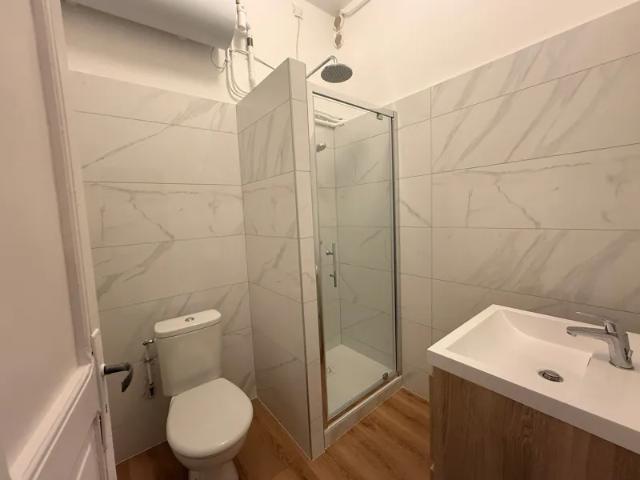 Location Appartement Rue Droite, Marcillac Vallon