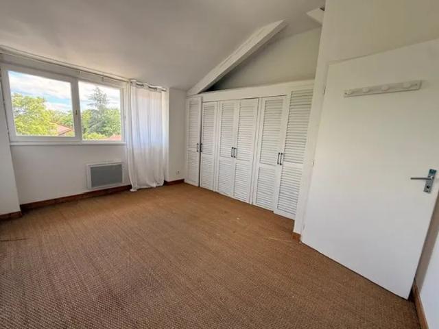 Location Appartement Rue du 8 Mai 1945, Craponne
