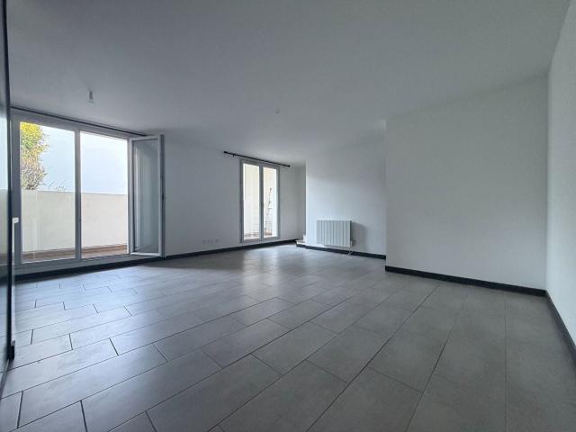 Location Appartement Rue Du 8 Mai 1945, Saint Germain au Mont d'Or