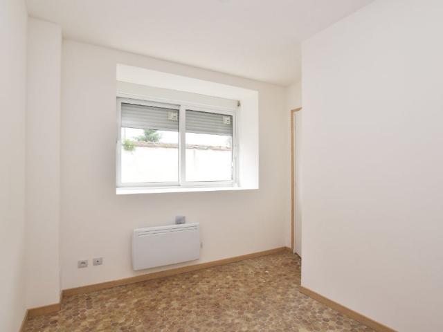 Location Appartement Rue du Couvent, Bréau