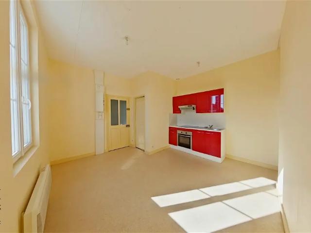Location Appartement Place Porte de Chinon, Loudun