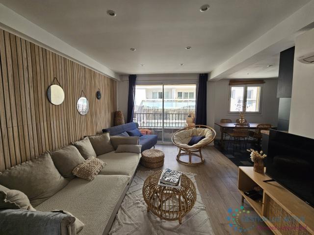 Location Appartement Rue du Commandant Rolland, Marseille