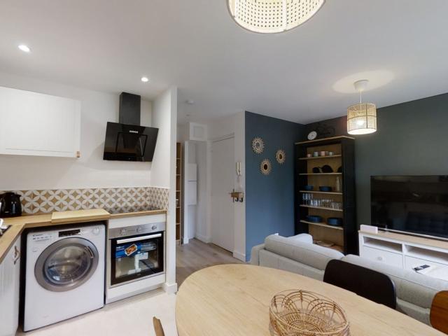 Location Appartement Rue du Commandeur Cazeneuve, Toulouse
