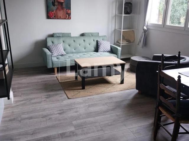 Location Appartement Rue du Commandeur Cazeneuve, Toulouse