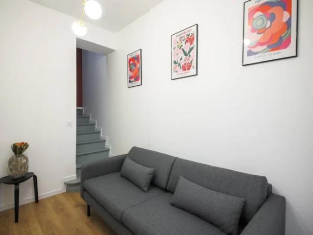 Location Appartement Rue du Commerce, Paris