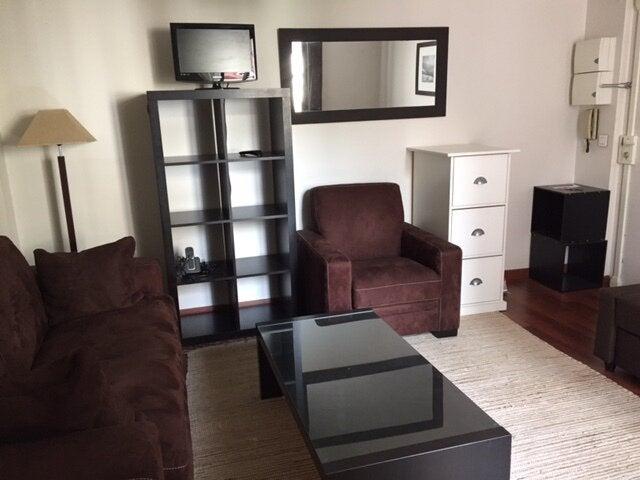 Location Appartement Rue du Commerce, Paris