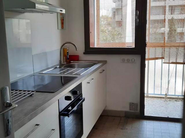 Location Appartement Rue du Capitaine Galinat, Marseille