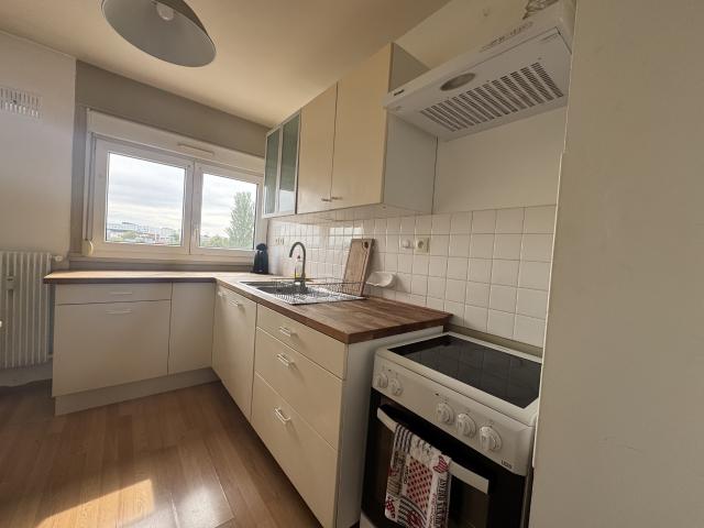 Location Appartement Rue du Chanoine Lallement, Reims