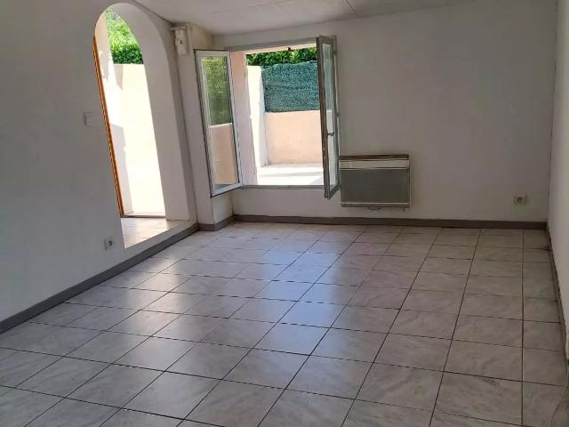 Location Appartement Rue du Chanoine Moisan, Fuveau