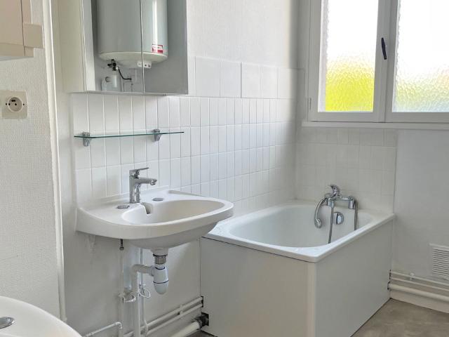 Location Appartement Rue du Chasnot, Besançon