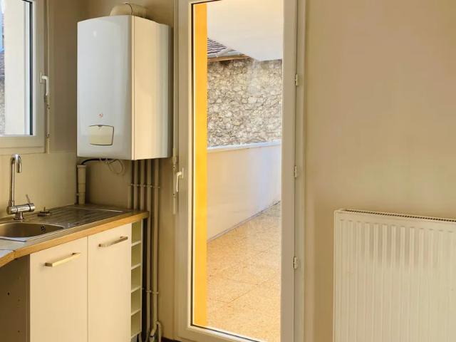 Location Appartement Rue du Charrat, Saint Étienne de Crossey