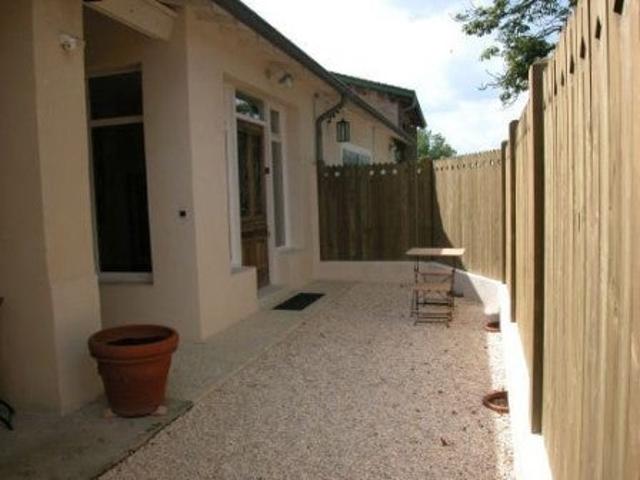 Location Appartement Rue du Château, Chavanoz