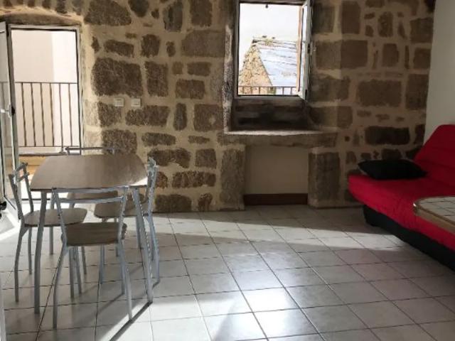 Location Appartement Rue du Château, Chastel Nouvel